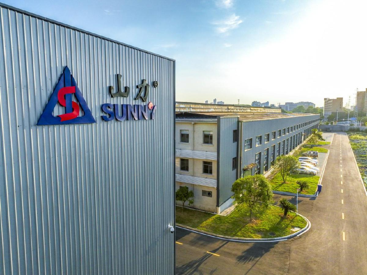 黄石山力科技产业园区厂房 黄石融媒记者 李航 摄.jpg