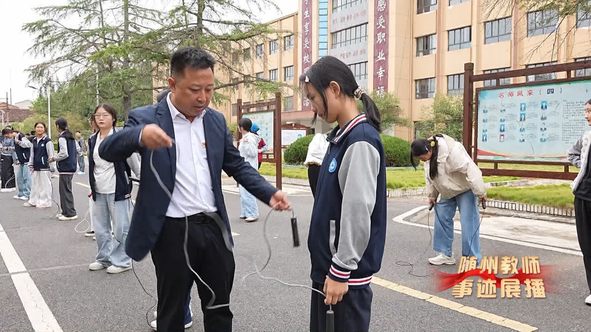 《随州教师事迹展播》之二 席玮：家访踏遍乡土 初心照亮桃李