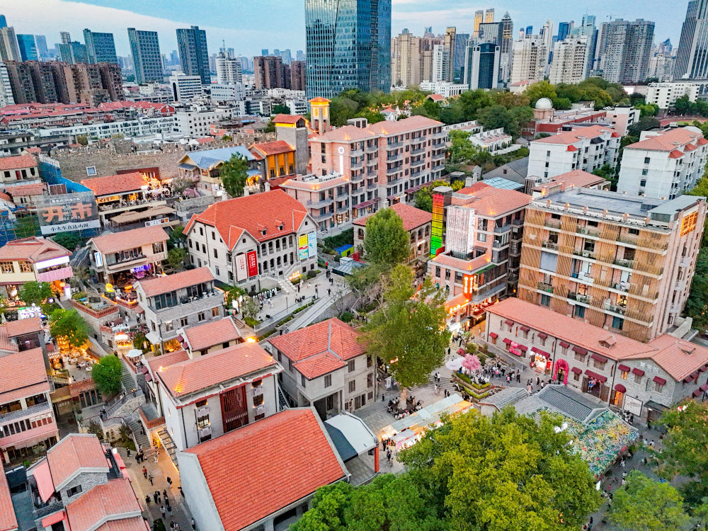 活力中国调研行｜这条老街：1218万人来了，老住户没走