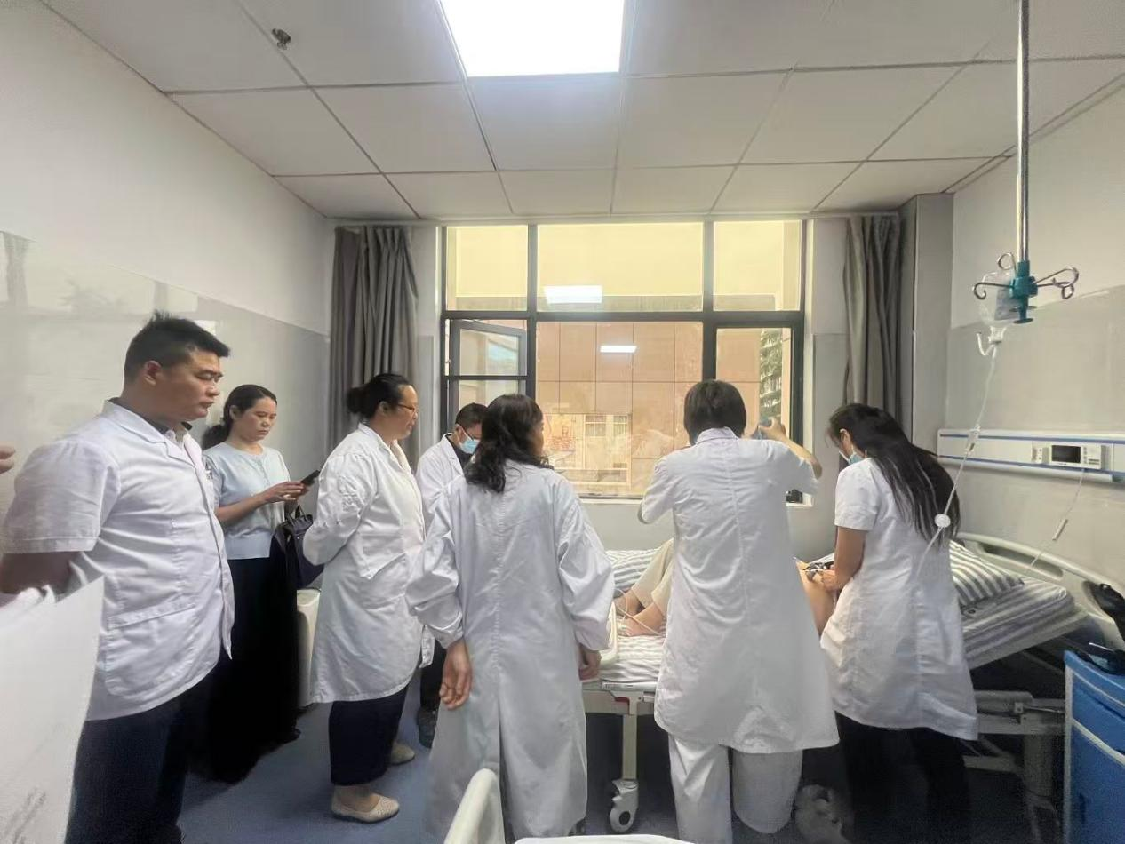 筛查筑防 生命至上——唐县镇中心卫生院肺结节筛查暨义诊公益活动顺利举办
