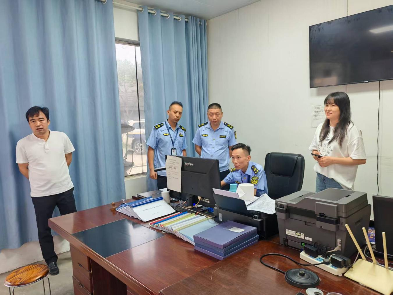 随州市交通运输综合执法支队开展“两客一危”节前安全大排查