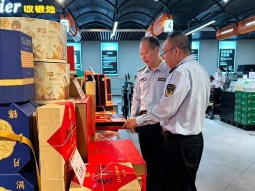 曾都区市场监管局开展中秋、国庆节前民生商品价格专项检查