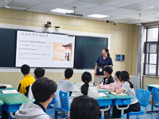 洪山镇教联体初中语文组开展同课异构教研活动