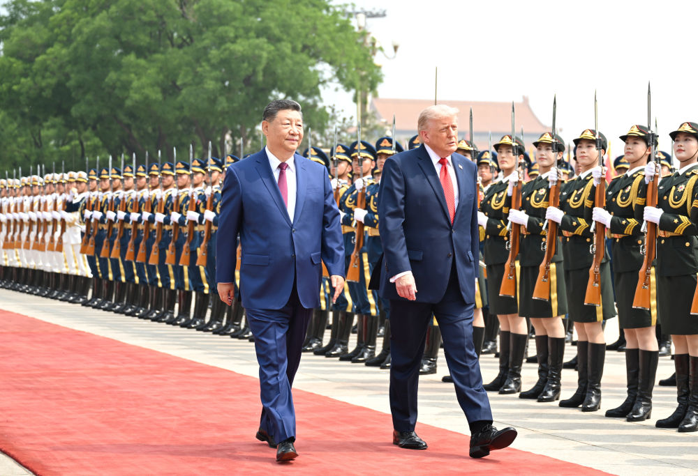 述评｜推动中美关系大船平稳前行