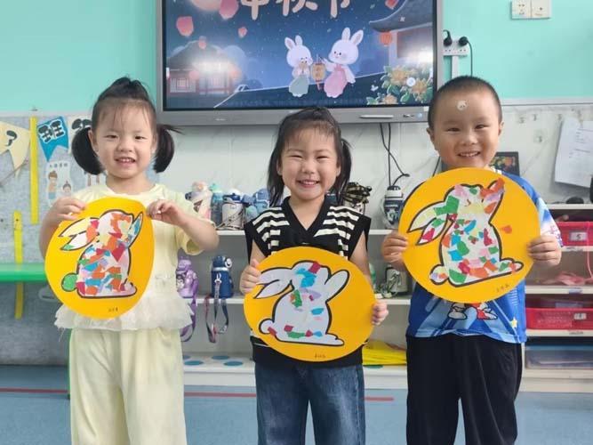 淮河镇中心幼儿园开展中秋节主题活动