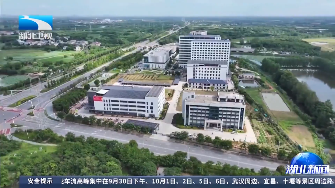 落实省委全会精神在一线·持续优化营商环境 | 公交车“拐个弯” 企业“扎下根”