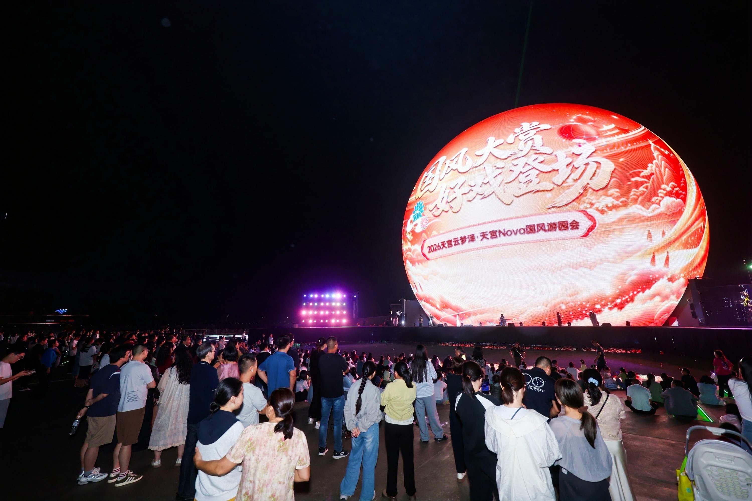 游武汉都市圈，把荆楚文化看个够：半小时“串门”，“1+8”成了新玩法