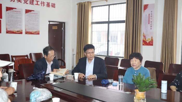 曾都一中首届校友返校座谈会深情致辞
