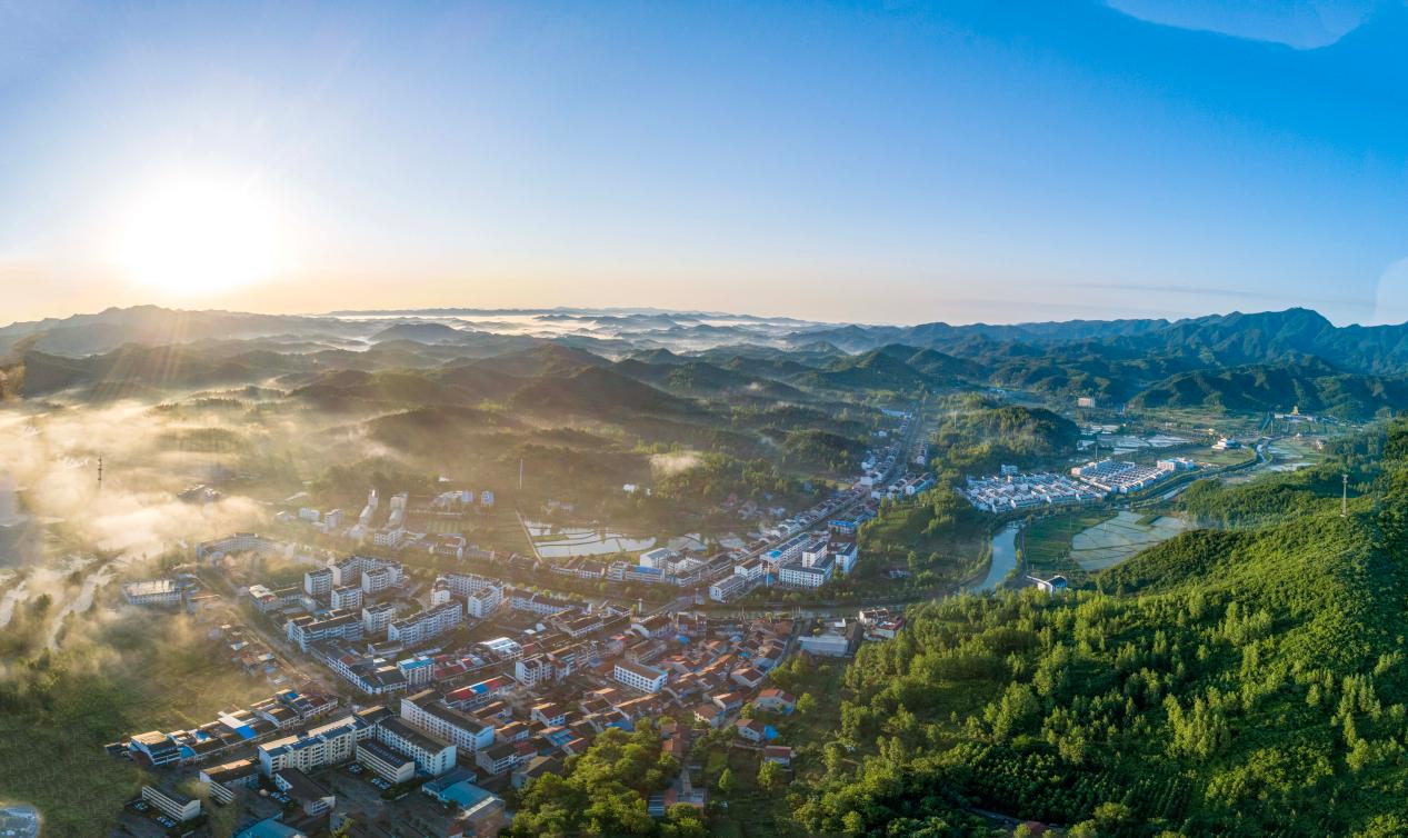 配图1