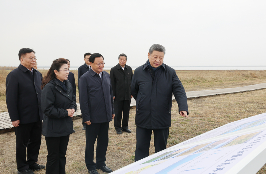 金色相框｜习近平在内蒙古乌兰察布考察