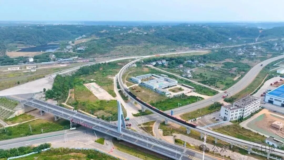 何以中国 当惊世界殊丨1.04亿吨→1.56亿吨！宜昌港口“三级跳”