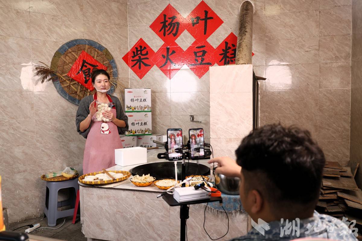 鄂州观察丨把直播间“种”在乡土里——鄂州“村播”人才培育的破圈之路