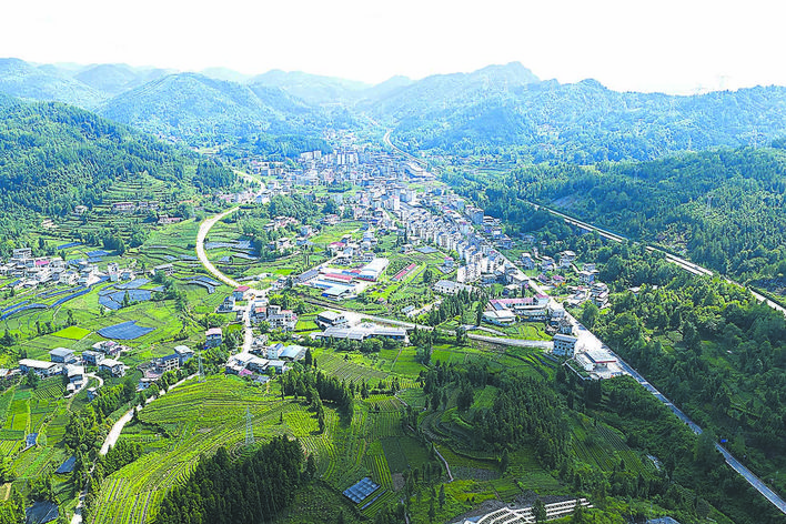 红十八师卡门突围杨柳沟血战，100余名战士埋骨青山，团长上任仅3天壮烈牺牲……  振兴路上，新农人冲关过卡再冲锋