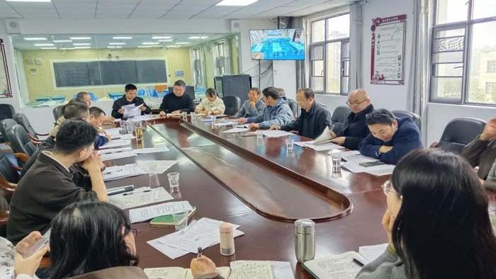 洪山镇中心学校教联体开展数学“同课异构”教研活动